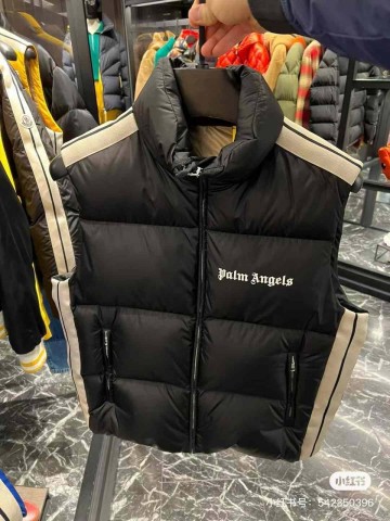 Жилет Moncler