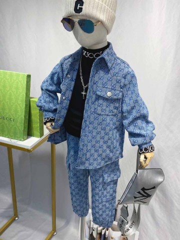 Костюм Gucci