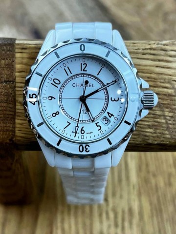 Часы CHANEL