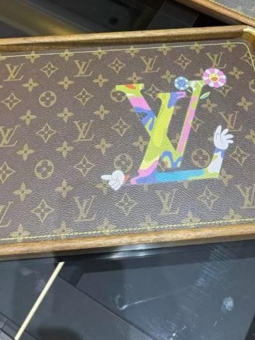 Поднос Louis Vuitton