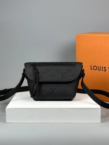 Сумка-мессенджер Louis Vuitton