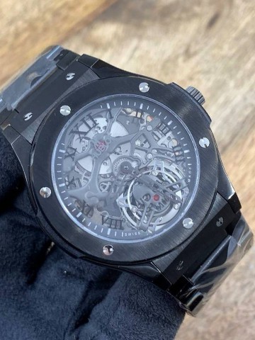 Часы Hublot