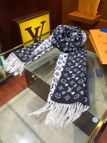 Шарф Louis Vuitton
