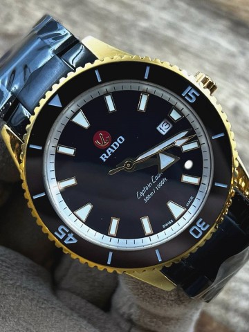 Часы Rado