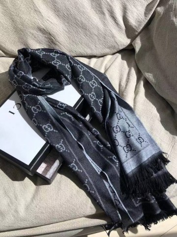 Шарф Gucci