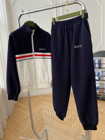 Костюм Gucci