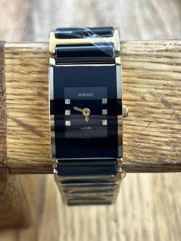 Часы Rado