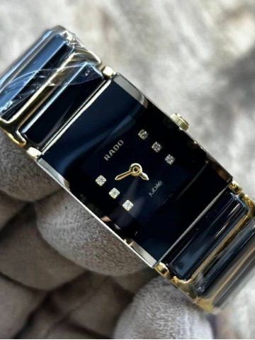 Часы Rado