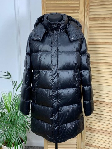 Пуховик Moncler