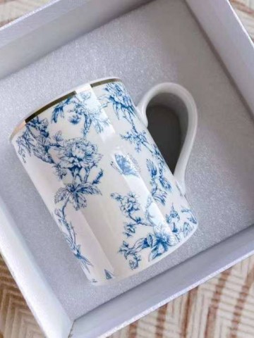 Кружка Dior