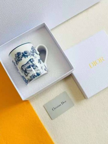 Кружка Dior