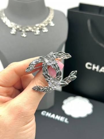 Брошь CHANEL