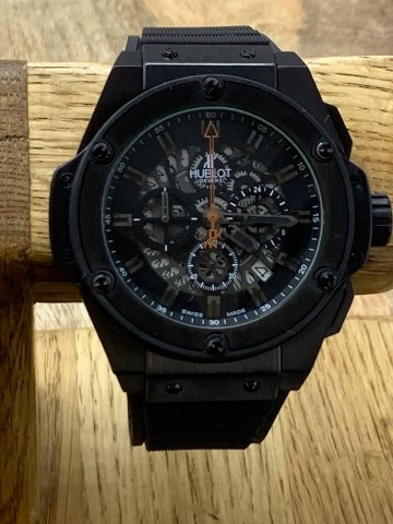 Часы Hublot
