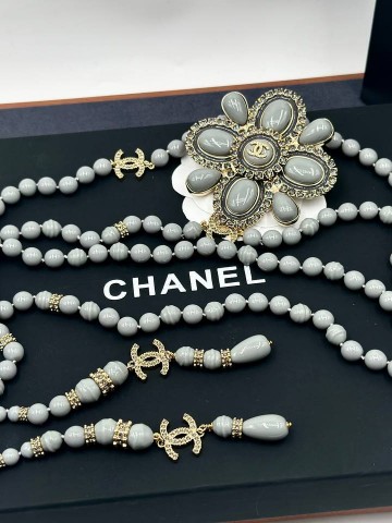 Брошь CHANEL