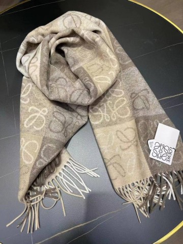 Шарф Loewe