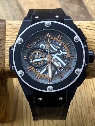 Часы Hublot