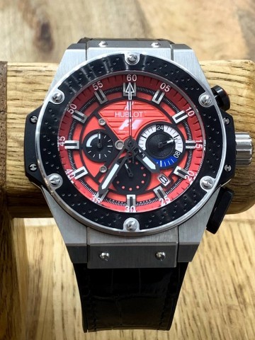 Часы Hublot
