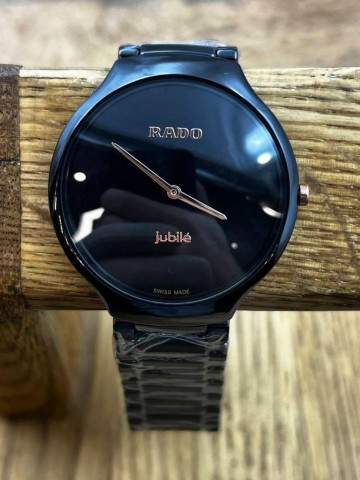 Часы Rado