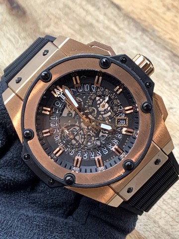 Часы Hublot