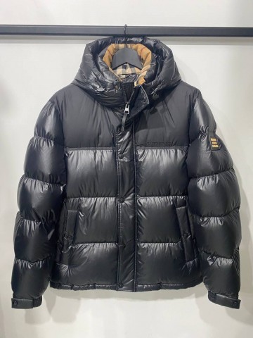 Пуховик Burberry