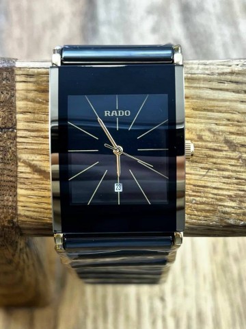 Часы Rado
