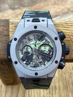 Часы Hublot