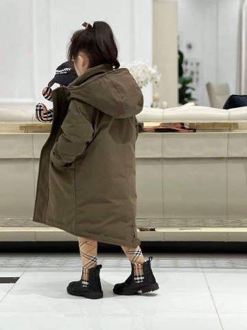 Пуховик Burberry