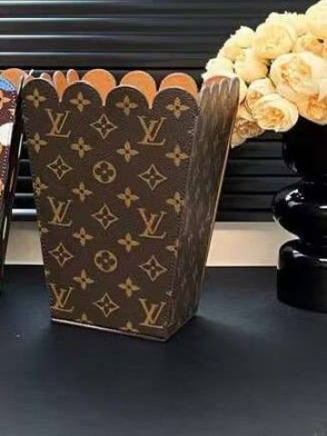 Кашпо Louis Vuitton