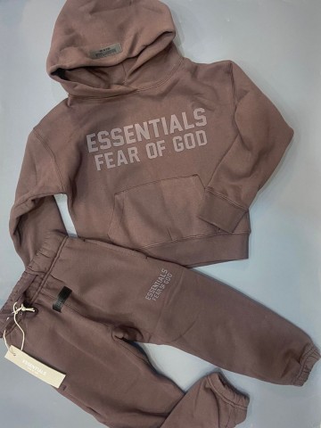 Костюм Essentials