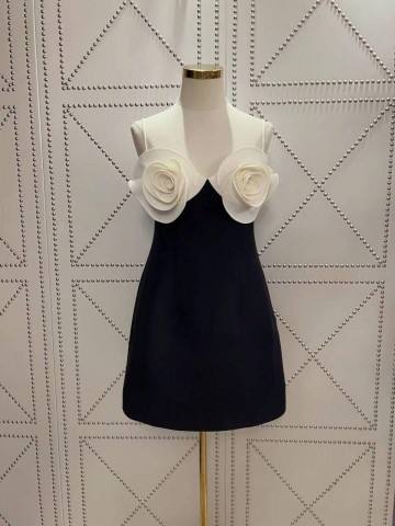 Платье Valentino