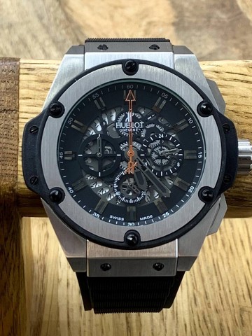Часы Hublot
