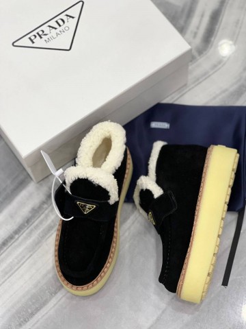 Ботинки Prada
