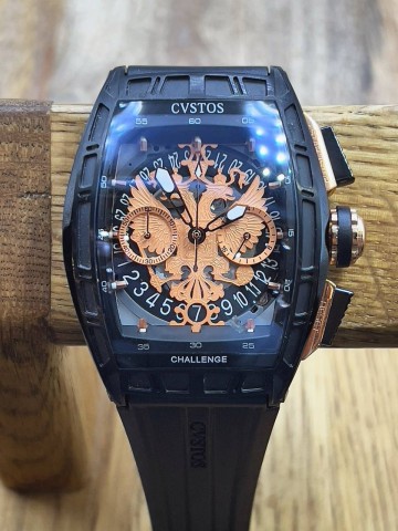 Часы Cvstos