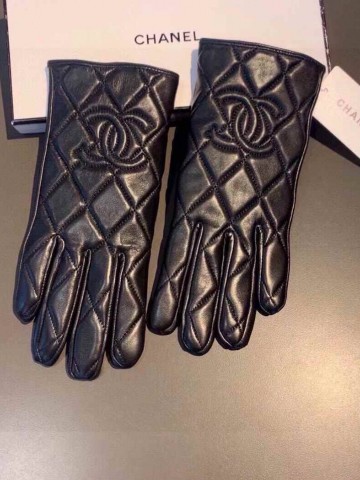 Перчатки CHANEL