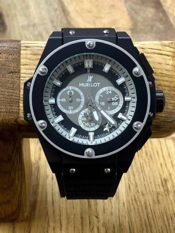 Часы Hublot