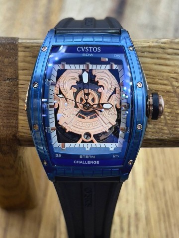 Часы Cvstos