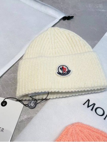 Шапка Moncler