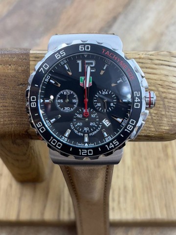 Часы TAG Heuer