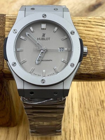Часы Hublot