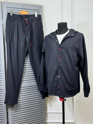 Прогулочный костюм Kiton