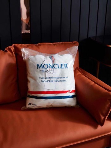 Простыня Moncler 200х230 см