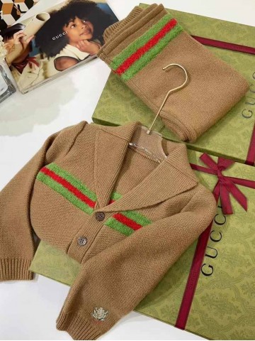 Костюм Gucci