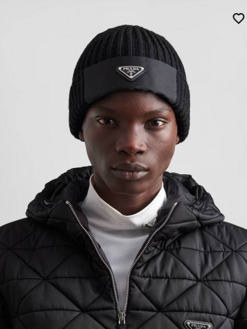 Шапка Prada