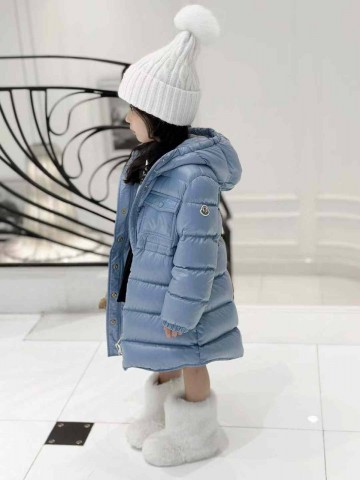 Пуховик Moncler