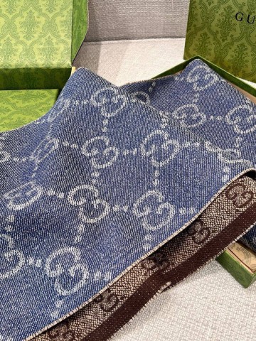 Шарф Gucci
