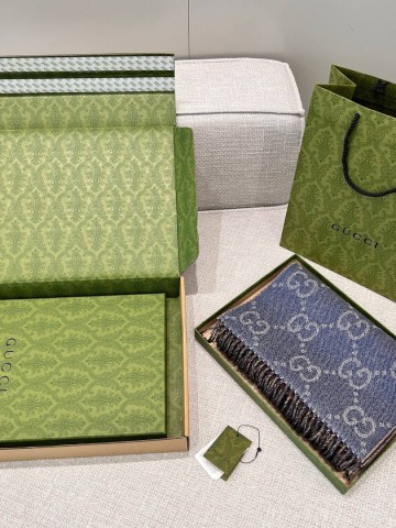 Шарф Gucci