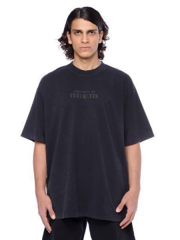 Футболка Vetements