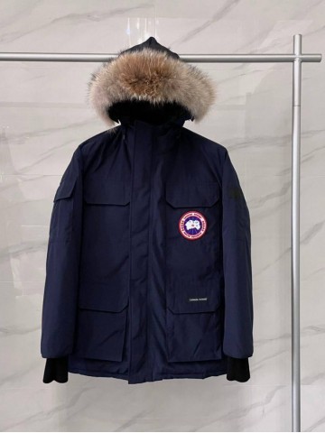 Пуховик Canada Goose