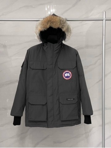 Пуховик Canada Goose