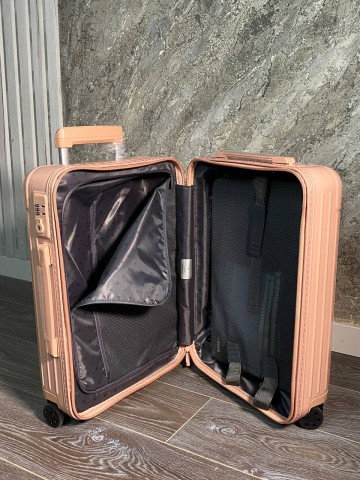 Чемодан Rimowa